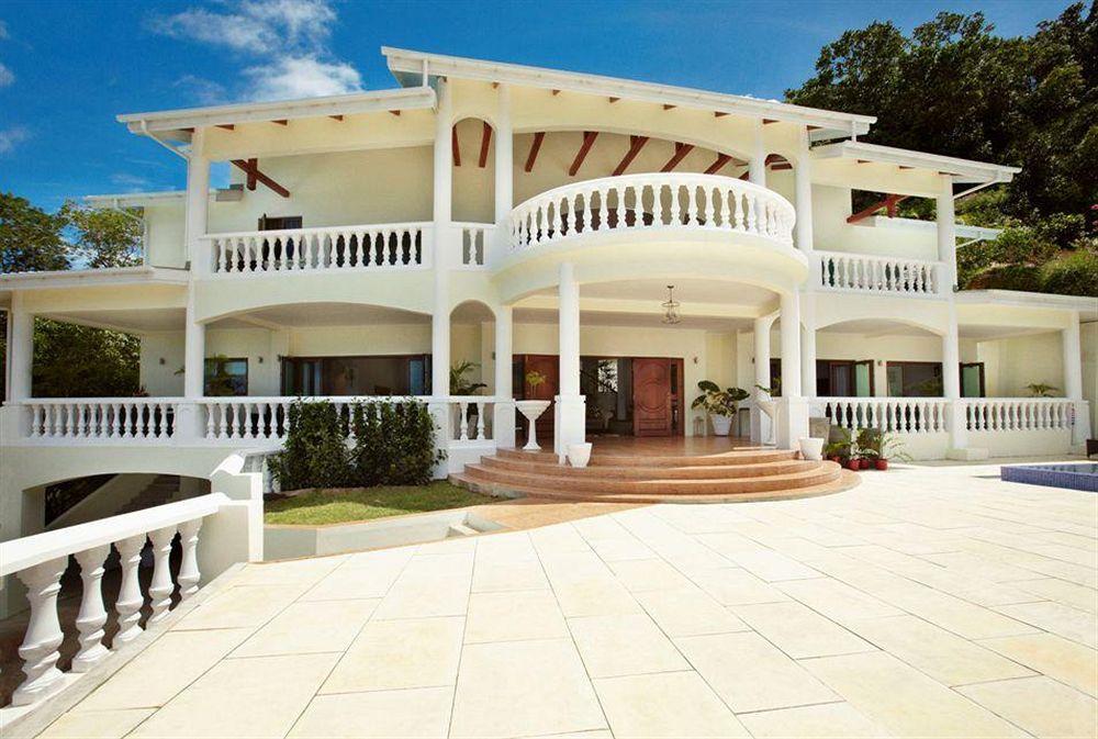 Petit Amour Villa Glacis  Dış mekan fotoğraf
